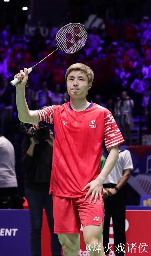 羽联年终总决赛:石宇奇直落两局击败奈良冈功大,成功晋级 羽联年终总决赛:石宇奇直落两局击败奈良冈功大,成功晋级